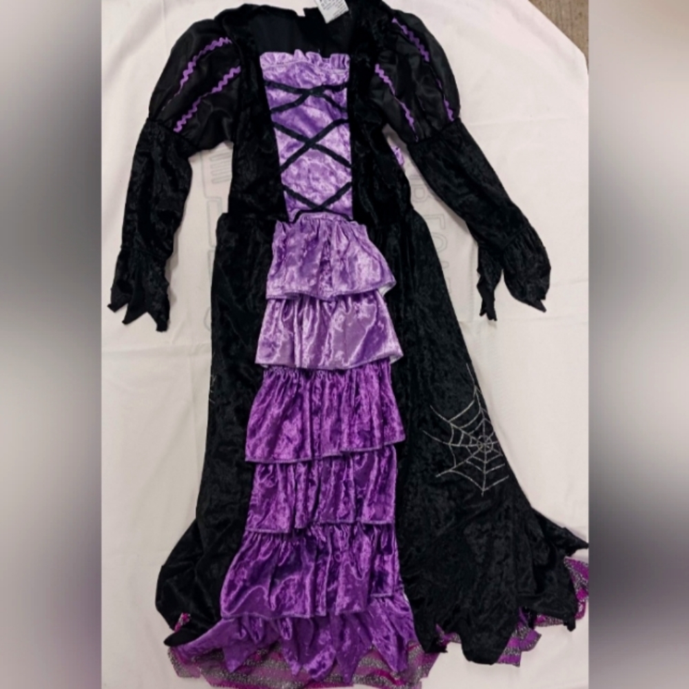 Girls witch costume dress Sz M Hocus Pocus style